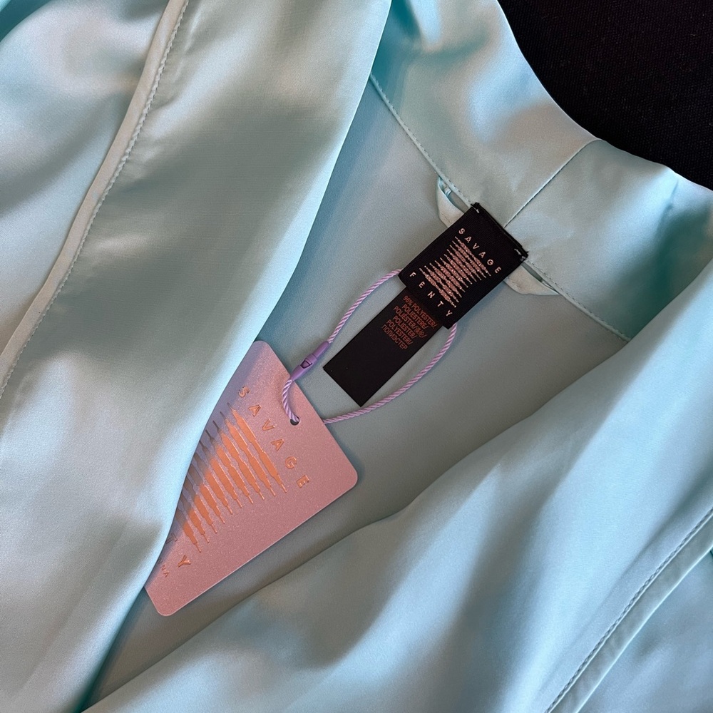 Savage X Fenty Light Blue Satin Robe Size Large NWT